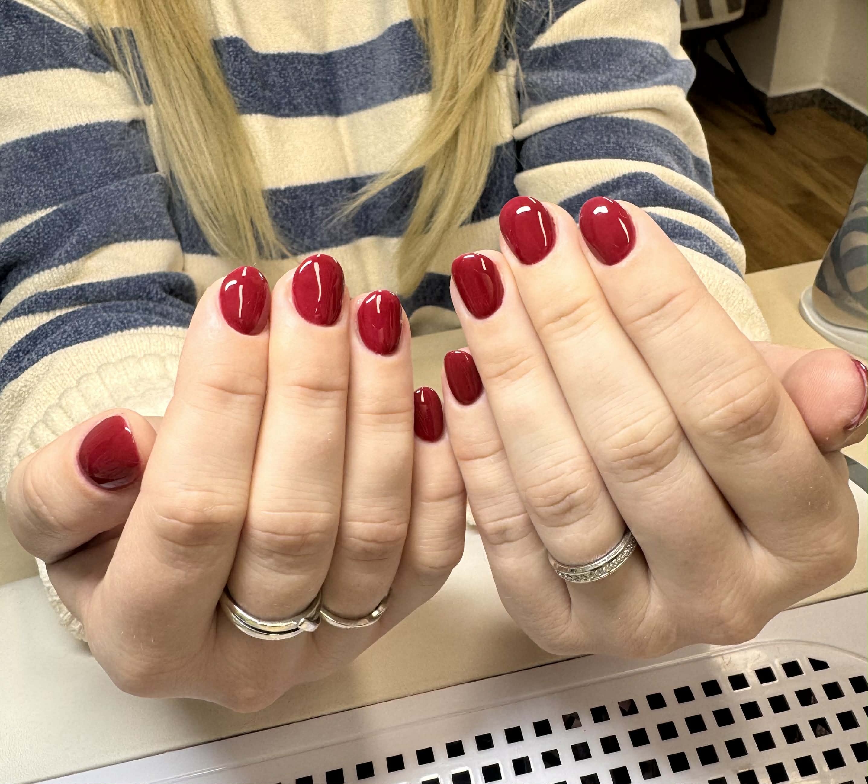 Profesionálna modelácia nechtov v štúdiu diara manicure Trnava
