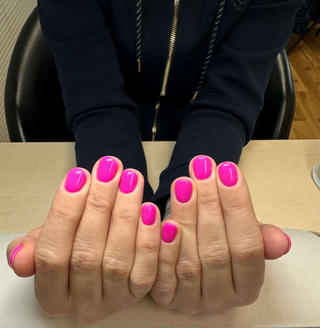 Gélové nechty Trnava - ukážka práce 15